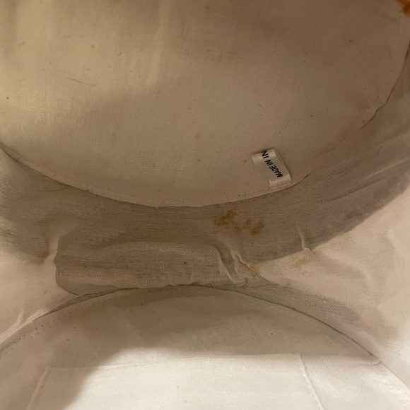 Great for Summer: Woven Circle Crossbody Bag - Picture 6 of 7